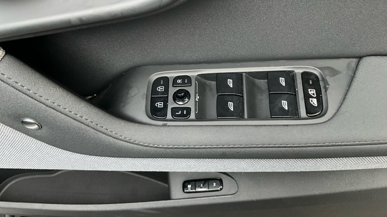 Polestar 2 170kW 69kWh Standard Range Single motor 5dr Auto Electric Hatchback